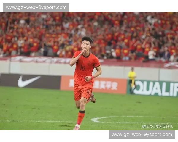 战火中的青春奏鸣曲：当U22国足撞上阿曼，那是梦想破土的声音